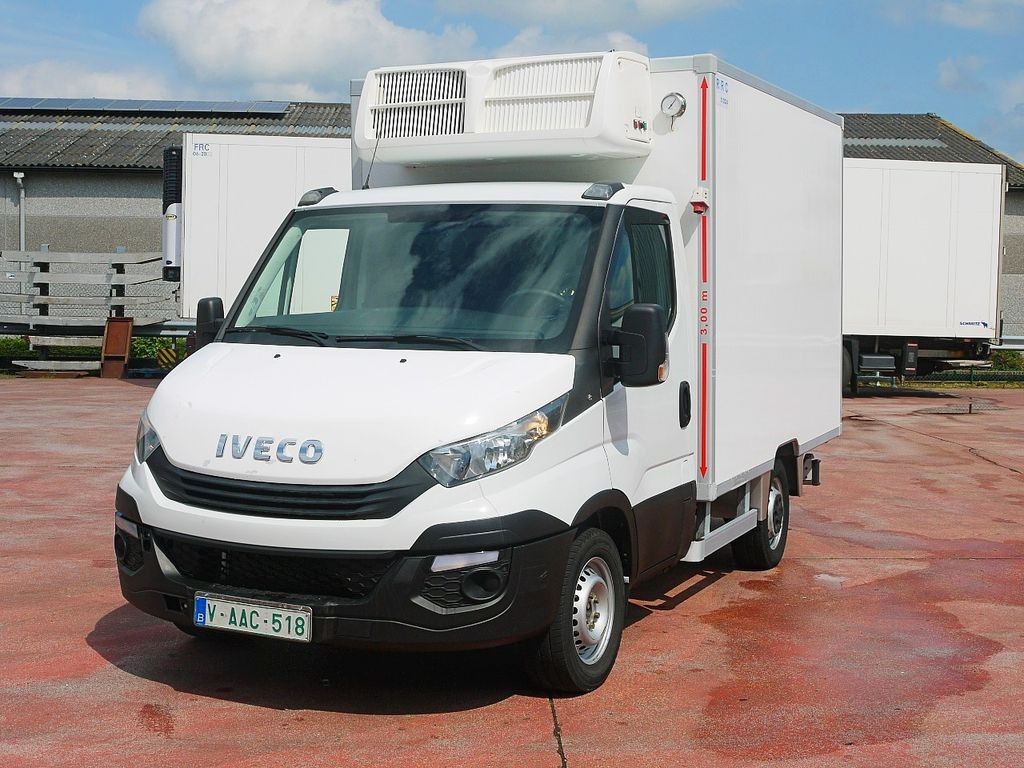 Iveco 35S14 DAILY EIS KUHLKOFFER -40C / AIRCO - Hladilno vozilo: slika 5 Iveco 35S14 DAILY EIS KUHLKOFFER -40C / AIRCO - Hladilno vozilo: slika 5