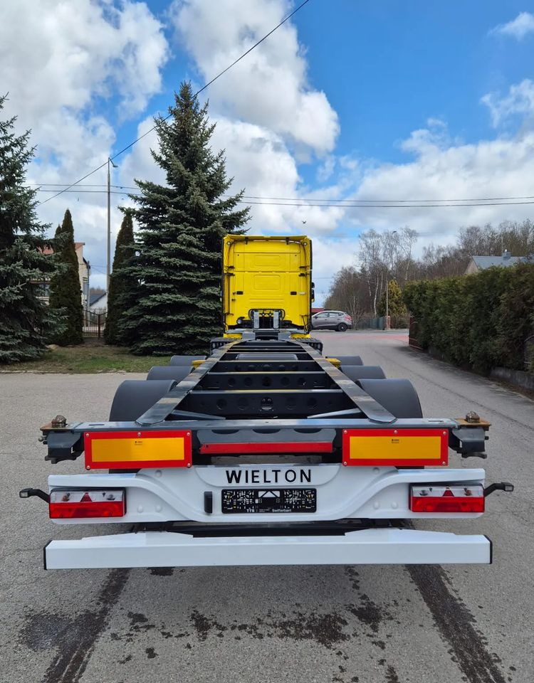 Wielton Podkontenerowa - Kontejnerska polprikolica/ Polprikolica z zamenljivim tovoriščem: slika 4 Wielton Podkontenerowa - Kontejnerska polprikolica/ Polprikolica z zamenljivim tovoriščem: slika 4