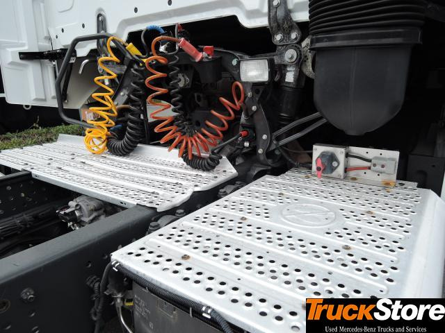 Mercedes-Benz Actros 1843 LS - Vlačilec: slika 2 Mercedes-Benz Actros 1843 LS - Vlačilec: slika 2