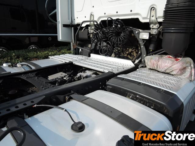 Mercedes-Benz Actros 1848 LS - Vlačilec: slika 2 Mercedes-Benz Actros 1848 LS - Vlačilec: slika 2