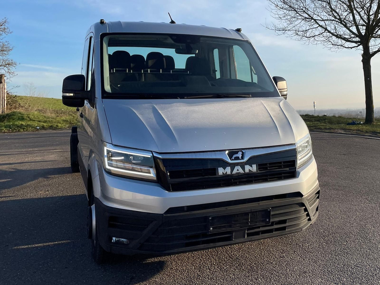 MAN TGE 5.160 Fahrgestell DOKA L4 AHK SITZHZ LED DAB - Dostavno vozilo, Dostavno vozilo z dvojno kabino: slika 3 MAN TGE 5.160 Fahrgestell DOKA L4 AHK SITZHZ LED DAB - Dostavno vozilo, Dostavno vozilo z dvojno kabino: slika 3
