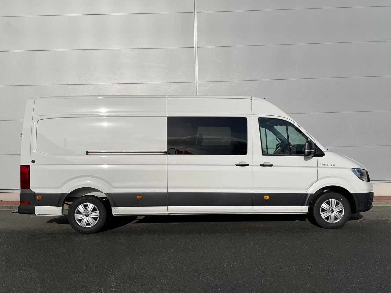 MAN TGE 3.160 MIXTO L4H3 ACC RWD LED AHK STHZ - Furgon, Dostavno vozilo z dvojno kabino: slika 5 MAN TGE 3.160 MIXTO L4H3 ACC RWD LED AHK STHZ - Furgon, Dostavno vozilo z dvojno kabino: slika 5