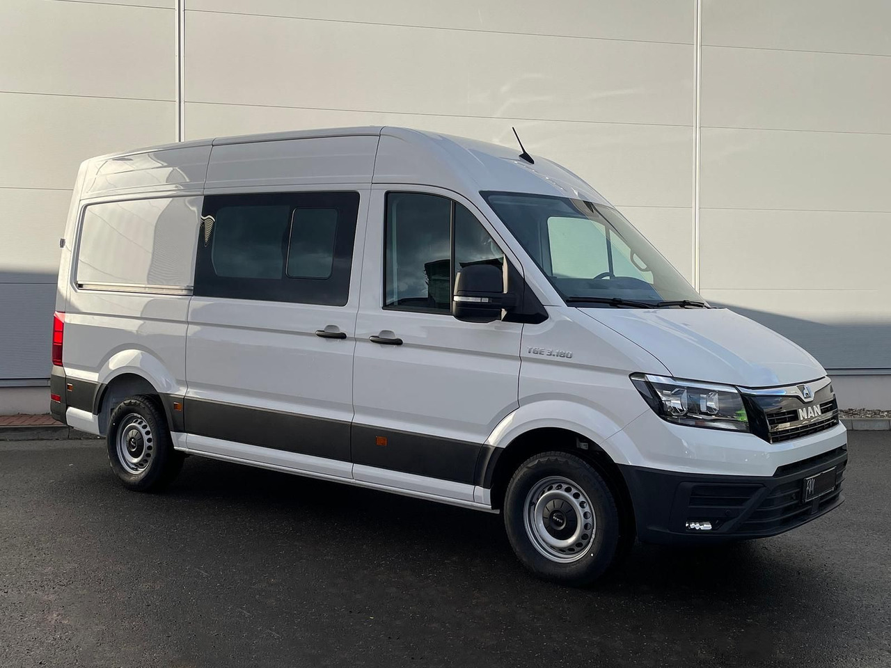 MAN TGE 3.180 L3H3 Kasten ACC DAB 2xSchiebetür SITZH - Furgon: slika 2 MAN TGE 3.180 L3H3 Kasten ACC DAB 2xSchiebetür SITZH - Furgon: slika 2