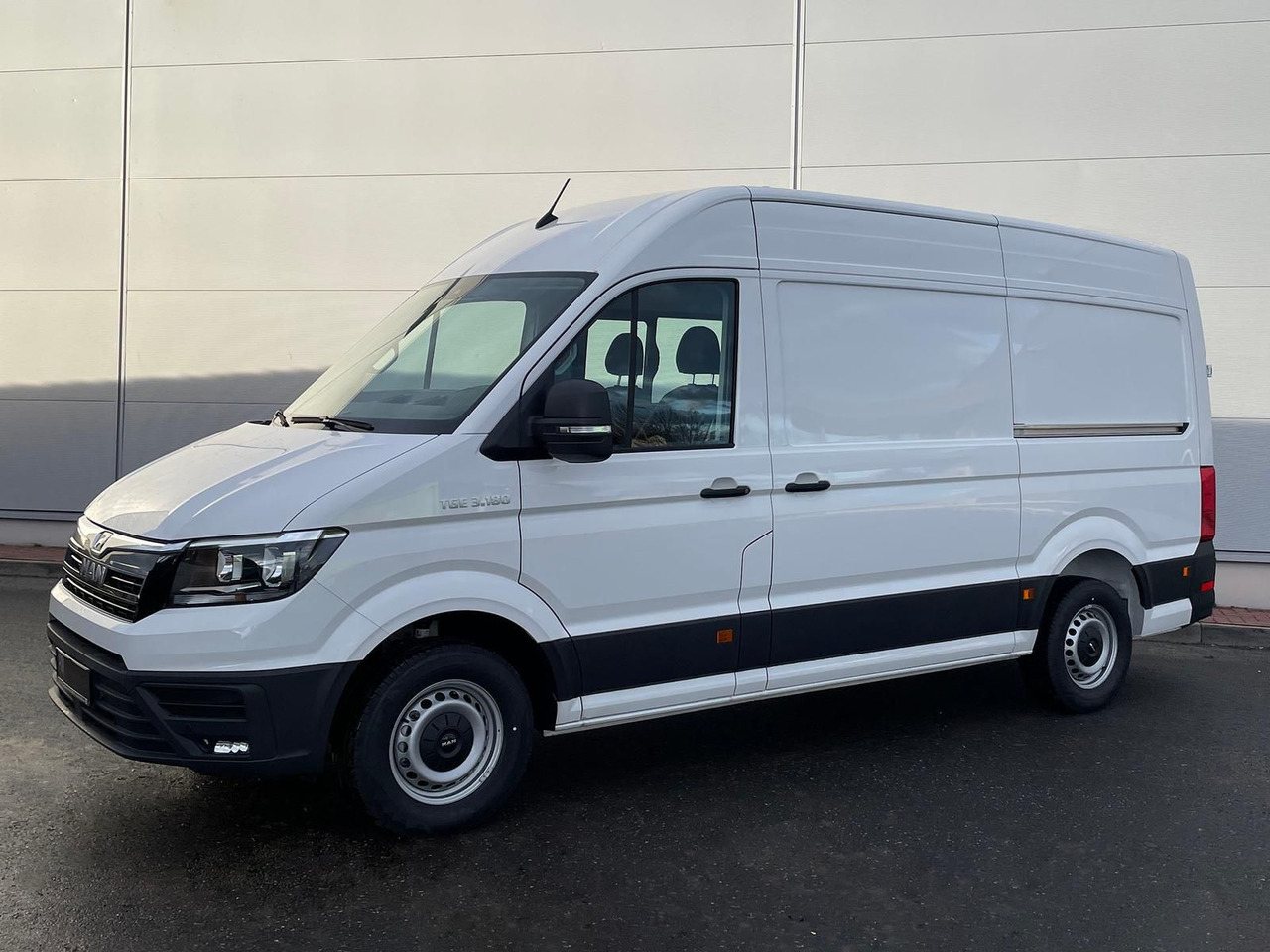 MAN TGE 3.180 L3H3 Kasten ACC DAB 2xSchiebetür SITZH - Furgon: slika 1 MAN TGE 3.180 L3H3 Kasten ACC DAB 2xSchiebetür SITZH - Furgon: slika 1