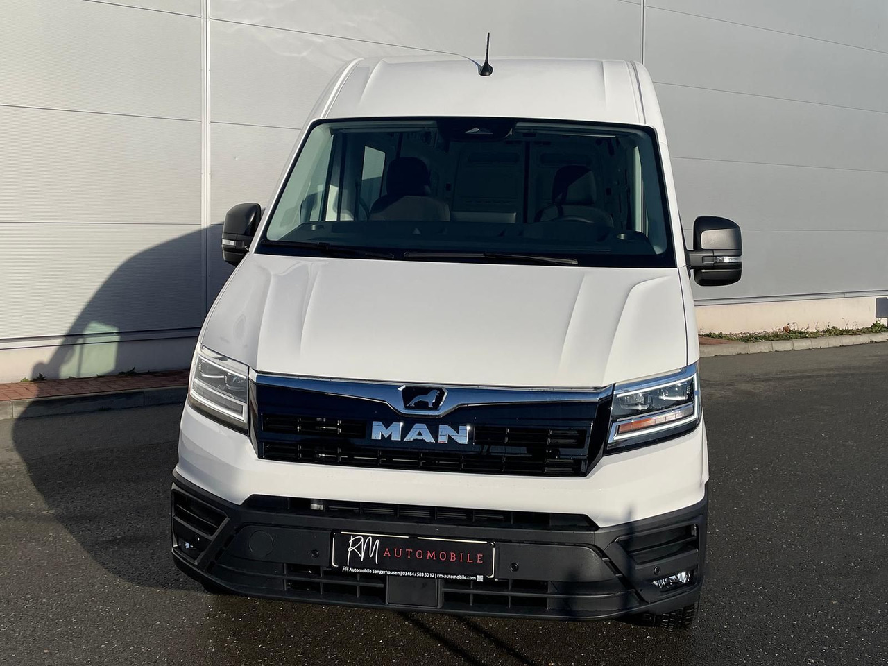 MAN TGE 3.180 L4H3 KASTEN ACC STANDHZ NAVI AHK - Furgon: slika 4 MAN TGE 3.180 L4H3 KASTEN ACC STANDHZ NAVI AHK - Furgon: slika 4