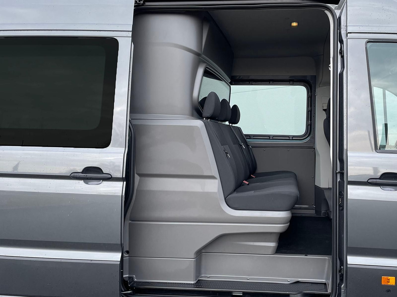 MAN TGE 3.180 L4H3 MIXTO STANDHZ ACC LED SITZHZ - Furgon, Dostavno vozilo z dvojno kabino: slika 5 MAN TGE 3.180 L4H3 MIXTO STANDHZ ACC LED SITZHZ - Furgon, Dostavno vozilo z dvojno kabino: slika 5