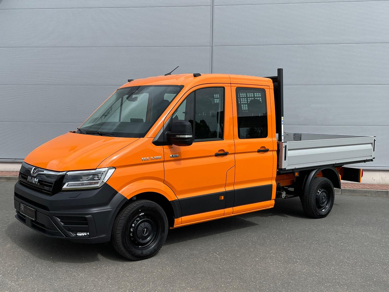 MAN TGE 3.180 Pritsche DOKA MR 4x4 ACC LED DIFF-SPER - Dostavno vozilo s kesonom, Dostavno vozilo z dvojno kabino: slika 1 MAN TGE 3.180 Pritsche DOKA MR 4x4 ACC LED DIFF-SPER - Dostavno vozilo s kesonom, Dostavno vozilo z dvojno kabino: slika 1