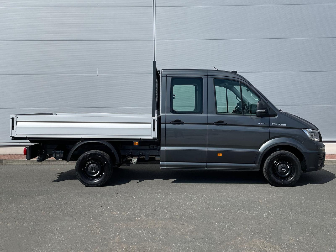 MAN TGE 3.180 Pritsche DOKA MR 4x4 ACC LED DIFF-SPER - Dostavno vozilo s kesonom, Dostavno vozilo z dvojno kabino: slika 5 MAN TGE 3.180 Pritsche DOKA MR 4x4 ACC LED DIFF-SPER - Dostavno vozilo s kesonom, Dostavno vozilo z dvojno kabino: slika 5
