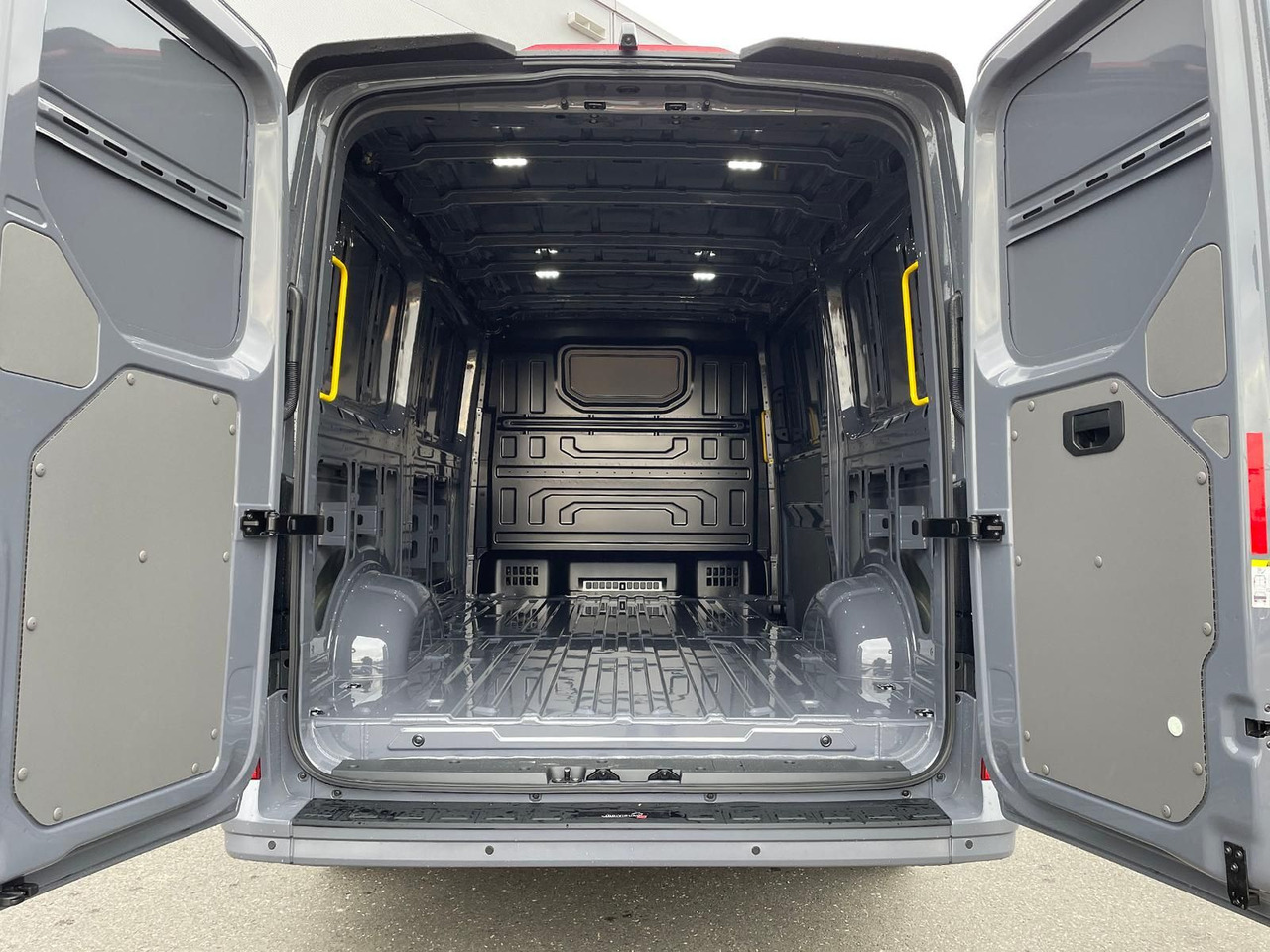 Avtomobil MAN TGE 3.200 L3H2 Kasten 4x4 Individual S ACC STHZ: slika 31