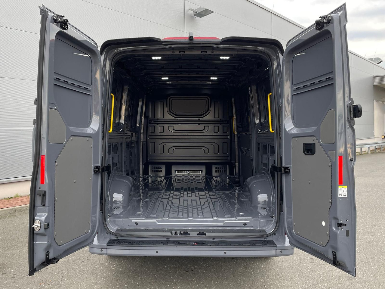 Avtomobil MAN TGE 3.200 L3H2 Kasten 4x4 Individual S ACC STHZ: slika 30