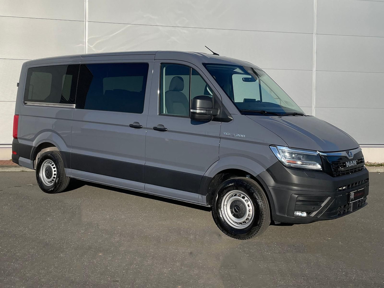 MAN TGE 3.200 L3H2 Kombi 8SITZE ACC LED STANDHZ DAB - Furgon: slika 2 MAN TGE 3.200 L3H2 Kombi 8SITZE ACC LED STANDHZ DAB - Furgon: slika 2