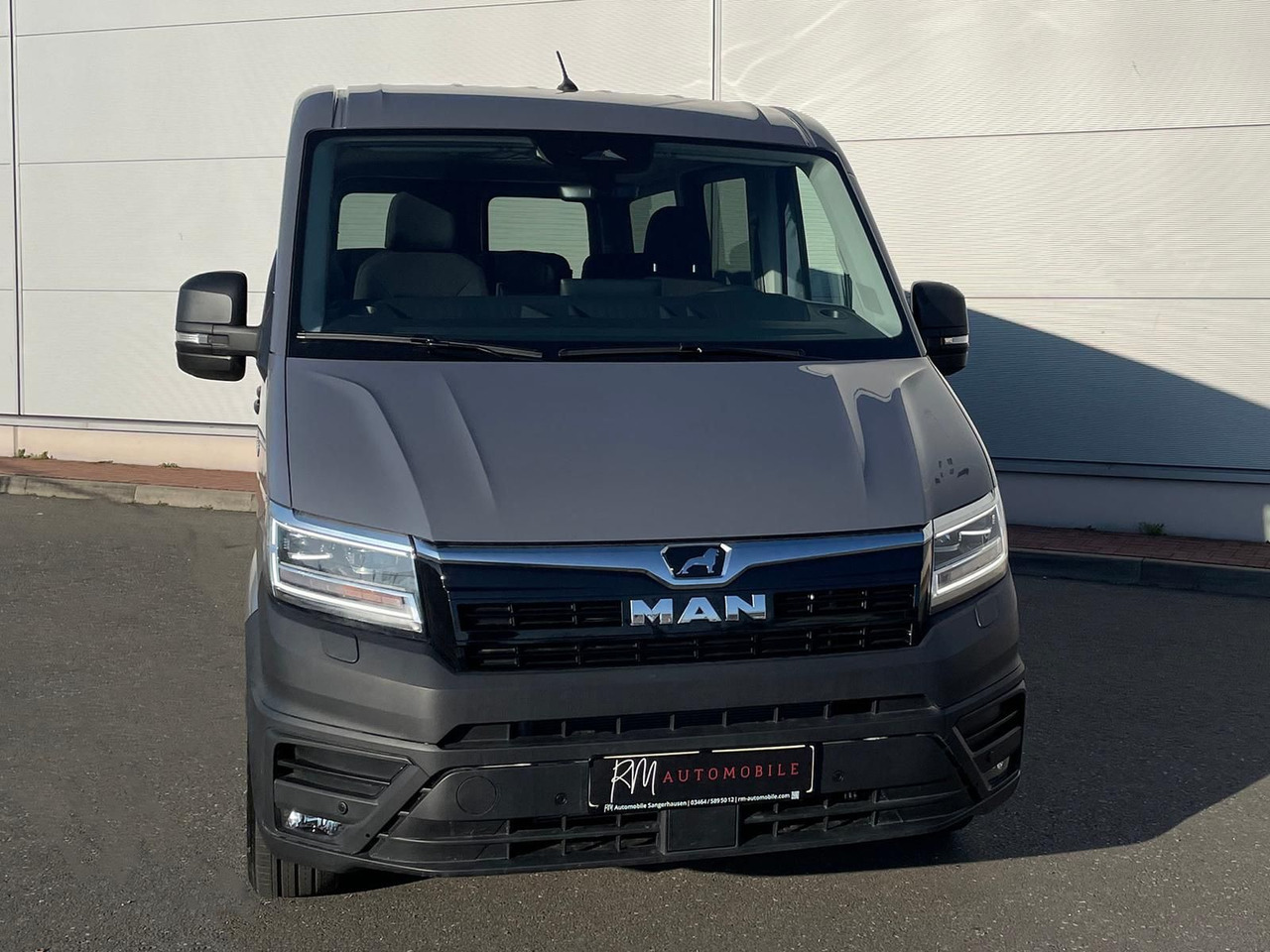 MAN TGE 3.200 L3H2 Kombi 8SITZE ACC LED STANDHZ DAB - Furgon: slika 3 MAN TGE 3.200 L3H2 Kombi 8SITZE ACC LED STANDHZ DAB - Furgon: slika 3