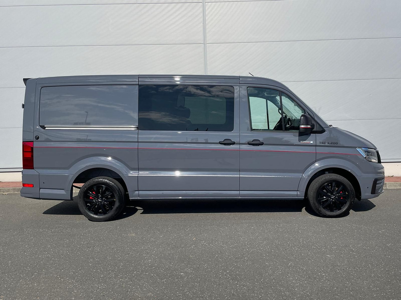 MAN TGE 3.200 L3H2 MIXTO 4x4 Individual S ACC STANDH - Avtomobil: slika 5 MAN TGE 3.200 L3H2 MIXTO 4x4 Individual S ACC STANDH - Avtomobil: slika 5