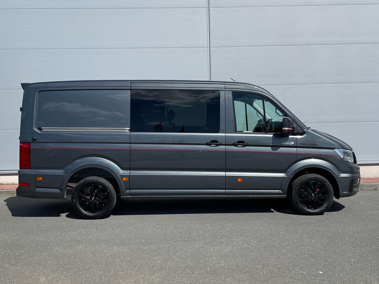 MAN TGE 3.200 L3H2 MIXTO 4x4 Individual S ACC STHZ - Avtomobil: slika 5 MAN TGE 3.200 L3H2 MIXTO 4x4 Individual S ACC STHZ - Avtomobil: slika 5