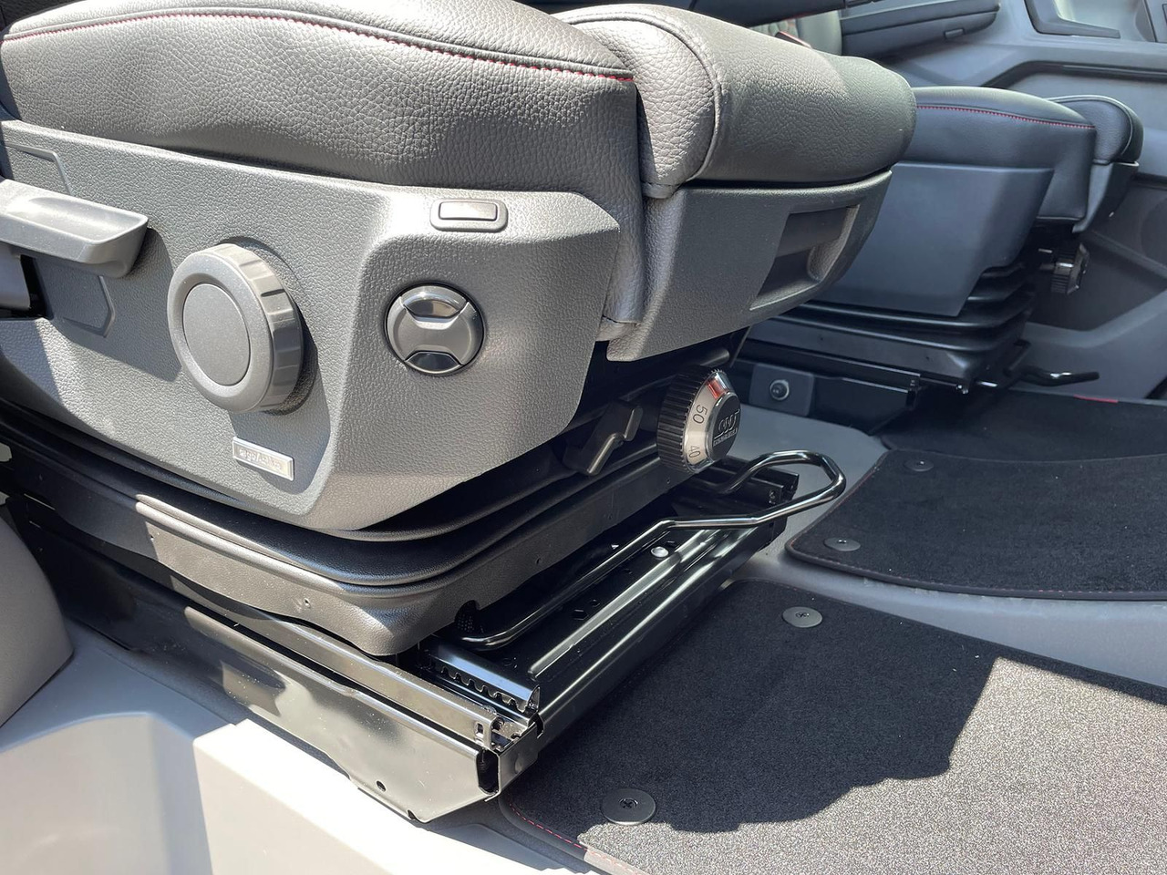 Avtomobil MAN TGE 3.200 L3H3 MIXTO 4x4 Individual S ACC STHZ: slika 35