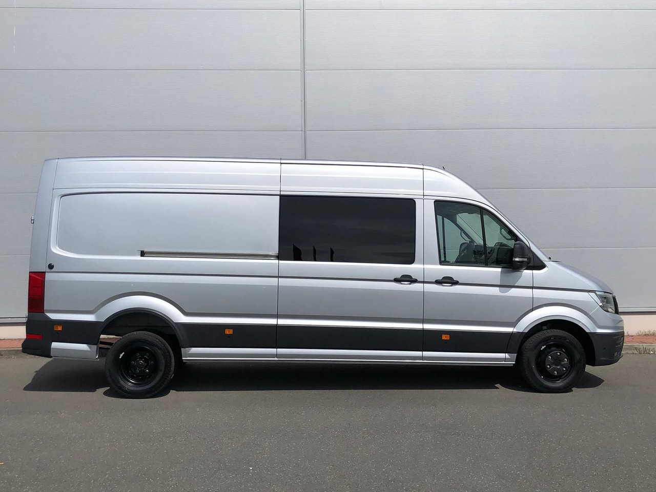 MAN TGE 5.160 MIXTO L4H3 3.5t Zul NAVI LED STANDHZ - Furgon, Dostavno vozilo z dvojno kabino: slika 2 MAN TGE 5.160 MIXTO L4H3 3.5t Zul NAVI LED STANDHZ - Furgon, Dostavno vozilo z dvojno kabino: slika 2