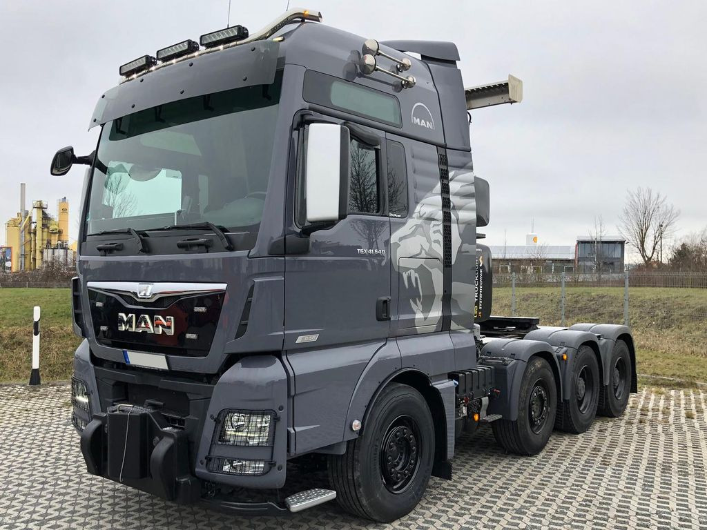 MAN TGX 41.640 8x4 Euro 6,Schwerlast 250t - Vlačilec: slika 2 MAN TGX 41.640 8x4 Euro 6,Schwerlast 250t - Vlačilec: slika 2
