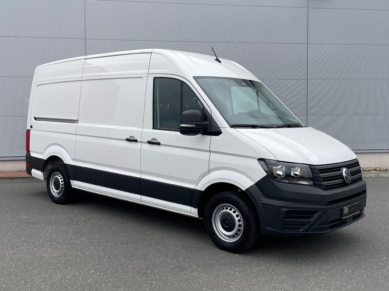 Volkswagen Crafter Kasten 35 L3H3 Autom. NAVI DAB PDC TEMP - Furgon: slika 2 Volkswagen Crafter Kasten 35 L3H3 Autom. NAVI DAB PDC TEMP - Furgon: slika 2