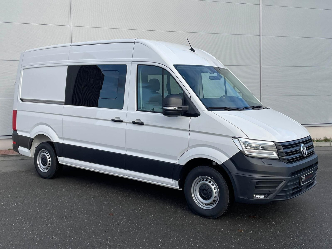 Volkswagen Crafter Kasten 35 L3H3 Autom. NAVI SITZHZ ACC - Potniški kombi: slika 2 Volkswagen Crafter Kasten 35 L3H3 Autom. NAVI SITZHZ ACC - Potniški kombi: slika 2