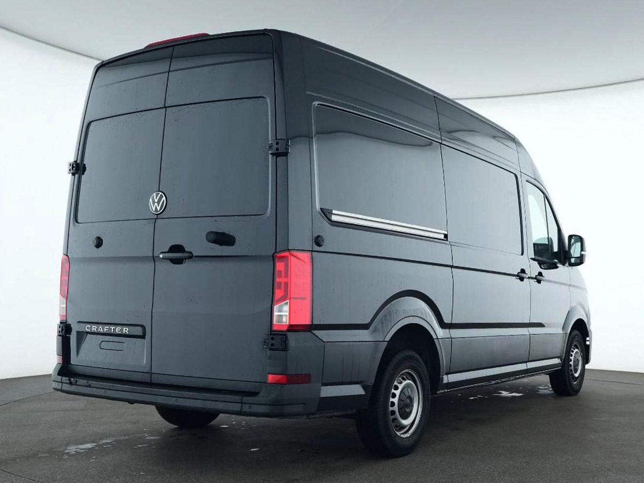 Volkswagen Crafter Kasten 35 L3H3 NAVI KLIMA DAB PDC - Potniški kombi: slika 2 Volkswagen Crafter Kasten 35 L3H3 NAVI KLIMA DAB PDC - Potniški kombi: slika 2