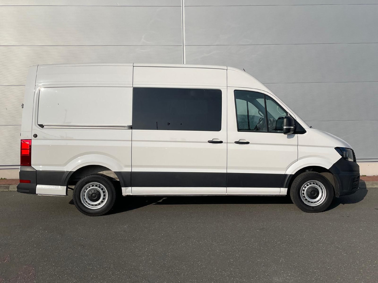 Volkswagen Crafter MIXTO 35 L3H3 KAMERA SITZHZ DAB - Potniški kombi: slika 5 Volkswagen Crafter MIXTO 35 L3H3 KAMERA SITZHZ DAB - Potniški kombi: slika 5