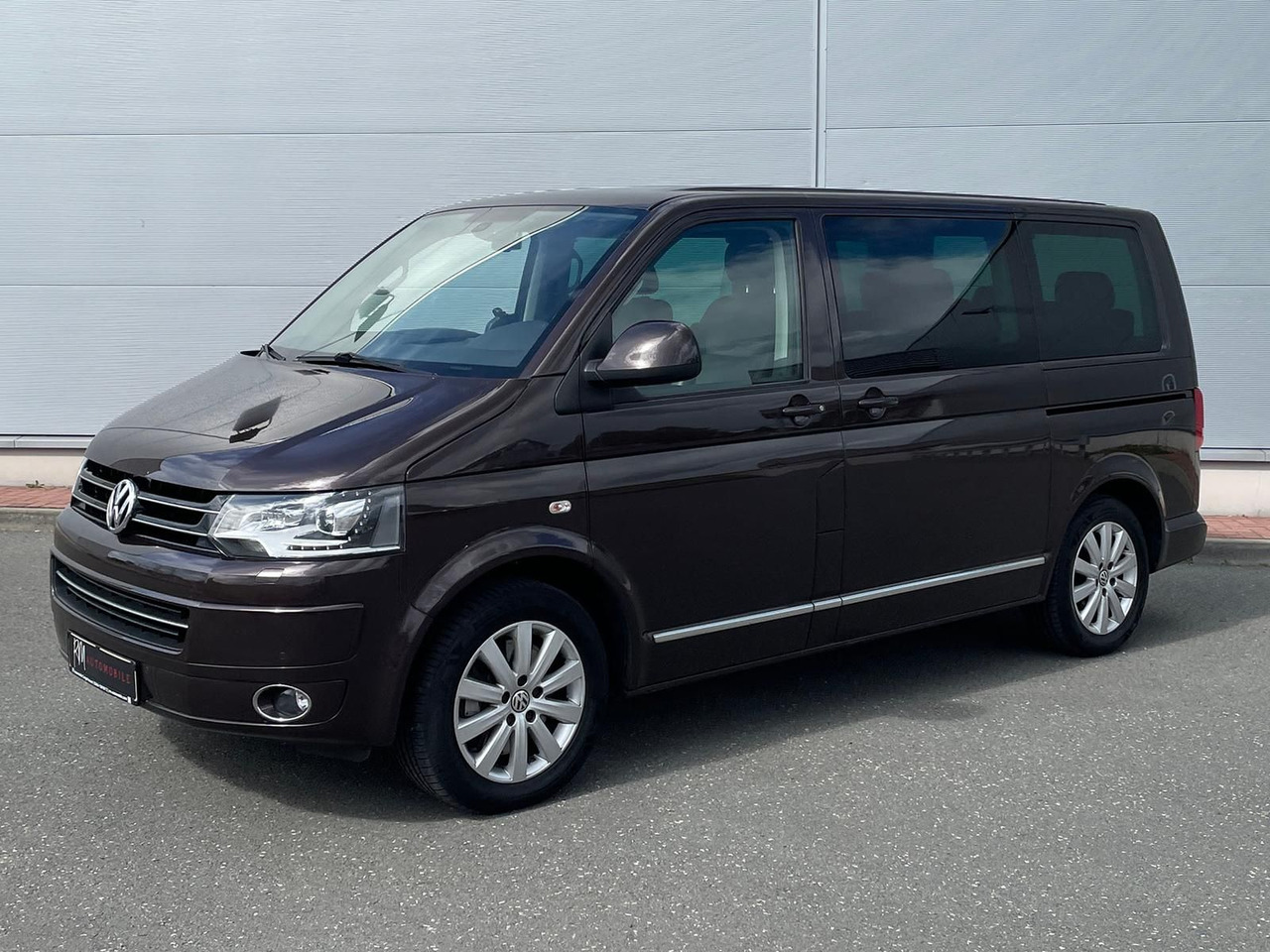 Volkswagen T5 Multivan Highline 4M LEDER AHK MFL - Potniški kombi: slika 1 Volkswagen T5 Multivan Highline 4M LEDER AHK MFL - Potniški kombi: slika 1