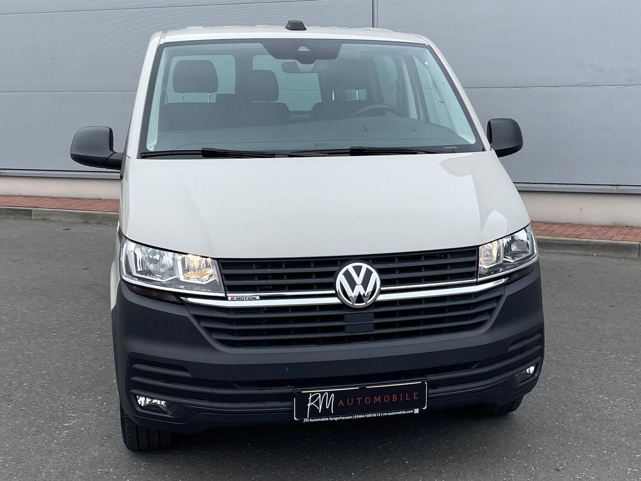 Volkswagen T6.1 Transporter 2.0 TDI lang 4MOTION SITZHZ NAV - Furgon: slika 3 Volkswagen T6.1 Transporter 2.0 TDI lang 4MOTION SITZHZ NAV - Furgon: slika 3