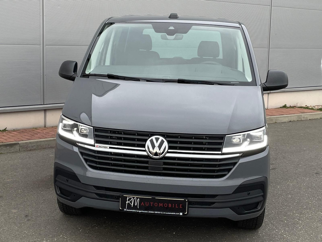 Volkswagen T6.1 Transporter 4MOTION NAVI STANDHZ ACC PDC - Potniški kombi: slika 3 Volkswagen T6.1 Transporter 4MOTION NAVI STANDHZ ACC PDC - Potniški kombi: slika 3