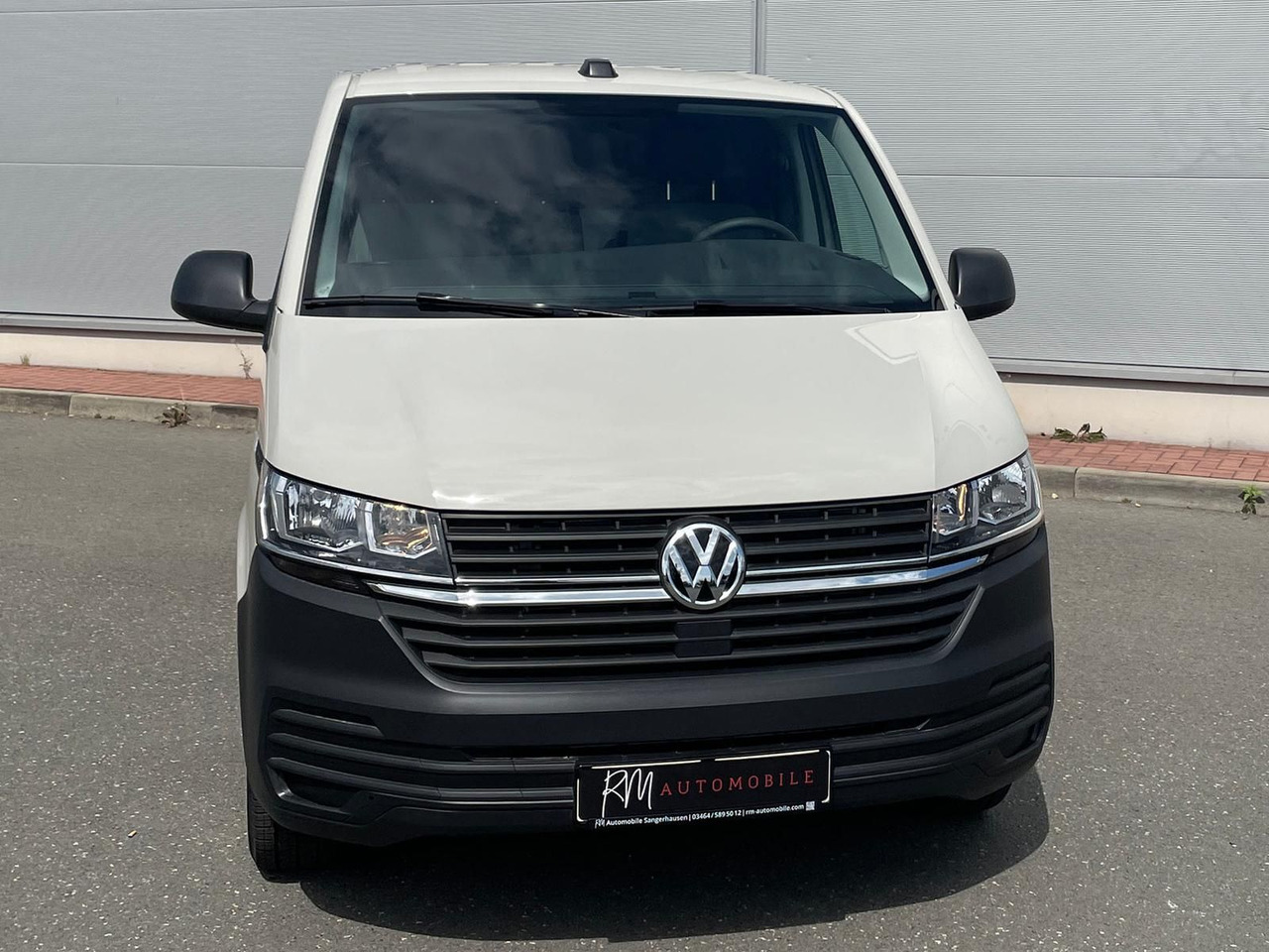 Volkswagen T6.1 Transporter Kasten LR TEMPOMAT KAMERA KLIMA - Potniški kombi: slika 3 Volkswagen T6.1 Transporter Kasten LR TEMPOMAT KAMERA KLIMA - Potniški kombi: slika 3