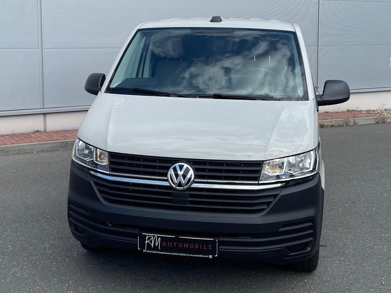 Volkswagen T6.1 Transporter Kasten LR TEMPOMAT KAMERA KLIMA - Potniški kombi: slika 4 Volkswagen T6.1 Transporter Kasten LR TEMPOMAT KAMERA KLIMA - Potniški kombi: slika 4