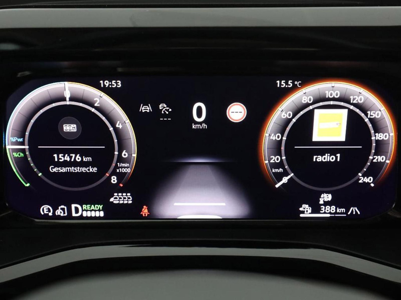 Volkswagen T7 Multivan Style eHybrid LR 4MOTION AHK ACC - Potniški kombi: slika 5 Volkswagen T7 Multivan Style eHybrid LR 4MOTION AHK ACC - Potniški kombi: slika 5