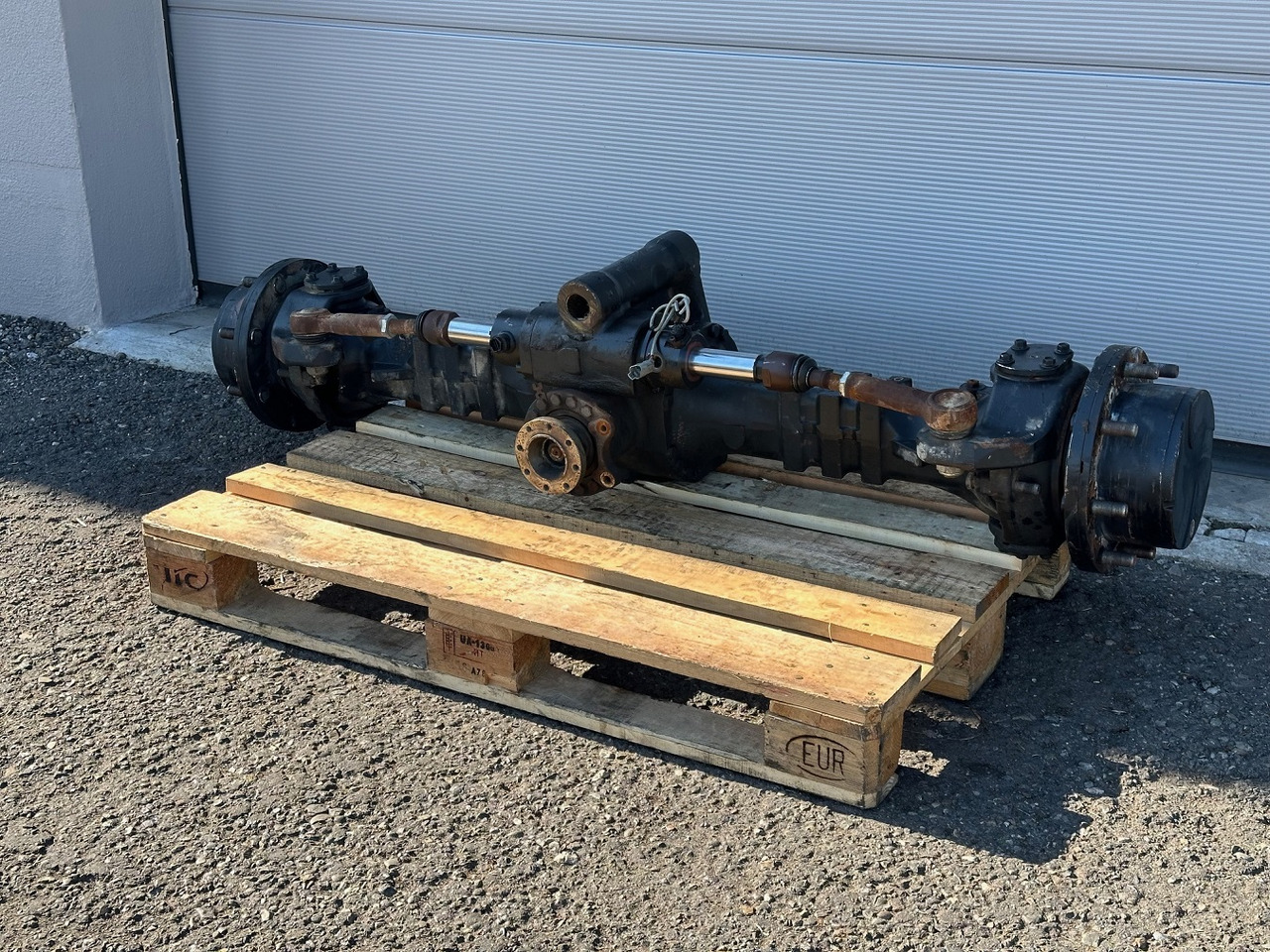 Dana Spicer Vorderachse-Planetenachse Typ:211/233-004. Kramer-Nr.1000304468. Ratio:1/13,714 #1000304468.04# - Os in deli za Nakladalec: slika 2 Dana Spicer Vorderachse-Planetenachse Typ:211/233-004. Kramer-Nr.1000304468. Ratio:1/13,714 #1000304468.04# - Os in deli za Nakladalec: slika 2