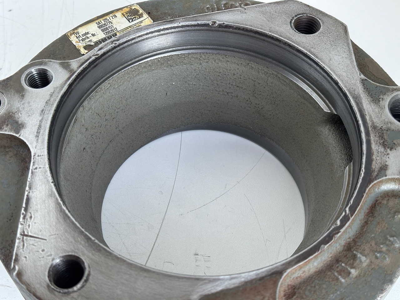 Liebherr Bremse ID-Nr.939700401. SAT225/218 - SAT225/228 - SAT225/229 - SAT225/230 - SAT225/240. A309,A311,A312,A314,A316,A900,A904,A918 COMP,P313,R313,R317,R900,P904,R904. #939700401.151# - Nihajni motor za Bager: slika 5 Liebherr Bremse ID-Nr.939700401. SAT225/218 - SAT225/228 - SAT225/229 - SAT225/230 - SAT225/240. A309,A311,A312,A314,A316,A900,A904,A918 COMP,P313,R313,R317,R900,P904,R904. #939700401.151# - Nihajni motor za Bager: slika 5