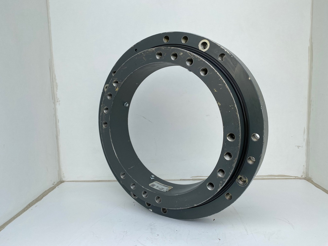 Liebherr Kugeldrehverbindung Typ:KUD 14 V0 011-000. ID-Nr.90000667. TA230 - Pokrivni obroč za Gradbeni stroj: slika 5 Liebherr Kugeldrehverbindung Typ:KUD 14 V0 011-000. ID-Nr.90000667. TA230 - Pokrivni obroč za Gradbeni stroj: slika 5