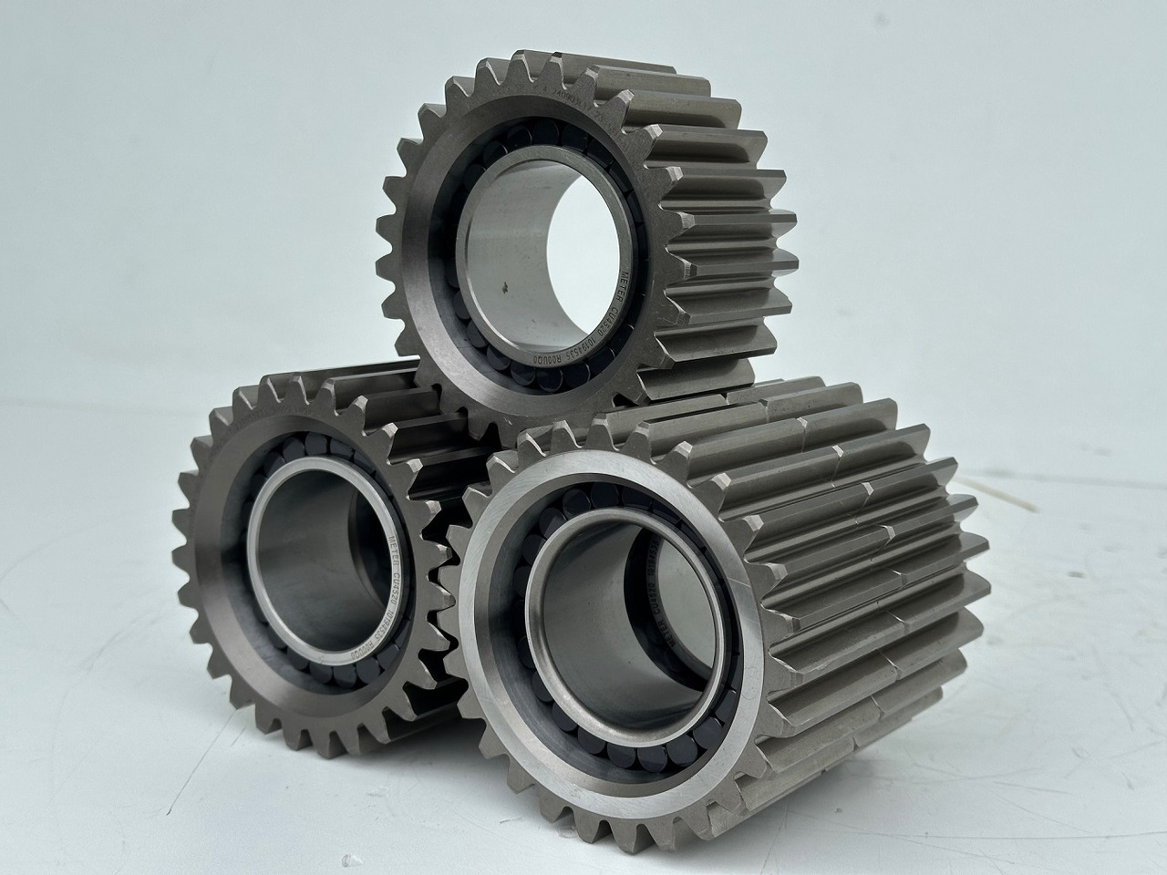 Liebherr Planetenrad ID-Nr.90205840. FAT350P126 - FAT350P138. R920 - R922 - R924 - R925 - R926 - R930 T. #90205840.22.05.01# - Bočni reduktor za Bager goseničar: slika 1 Liebherr Planetenrad ID-Nr.90205840. FAT350P126 - FAT350P138. R920 - R922 - R924 - R925 - R926 - R930 T. #90205840.22.05.01# - Bočni reduktor za Bager goseničar: slika 1