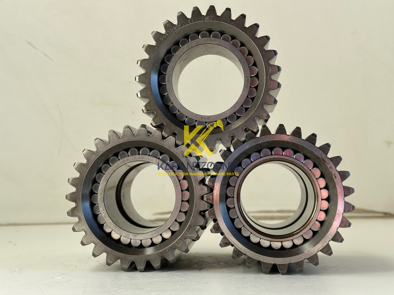 Liebherr Planetenrad ID-Nr.9443004 - ID-Nr.944300403. FAT400-FAT400/018-FAT400P018-FAT400P063-FAT400P073-FAT400P092. R934 IND,R906,R914,R916,R922,R924,R932,R934,R936,R942,R944. #944300503.18.12# - Bočni reduktor za Bager goseničar: slika 5 Liebherr Planetenrad ID-Nr.9443004 - ID-Nr.944300403. FAT400-FAT400/018-FAT400P018-FAT400P063-FAT400P073-FAT400P092. R934 IND,R906,R914,R916,R922,R924,R932,R934,R936,R942,R944. #944300503.18.12# - Bočni reduktor za Bager goseničar: slika 5