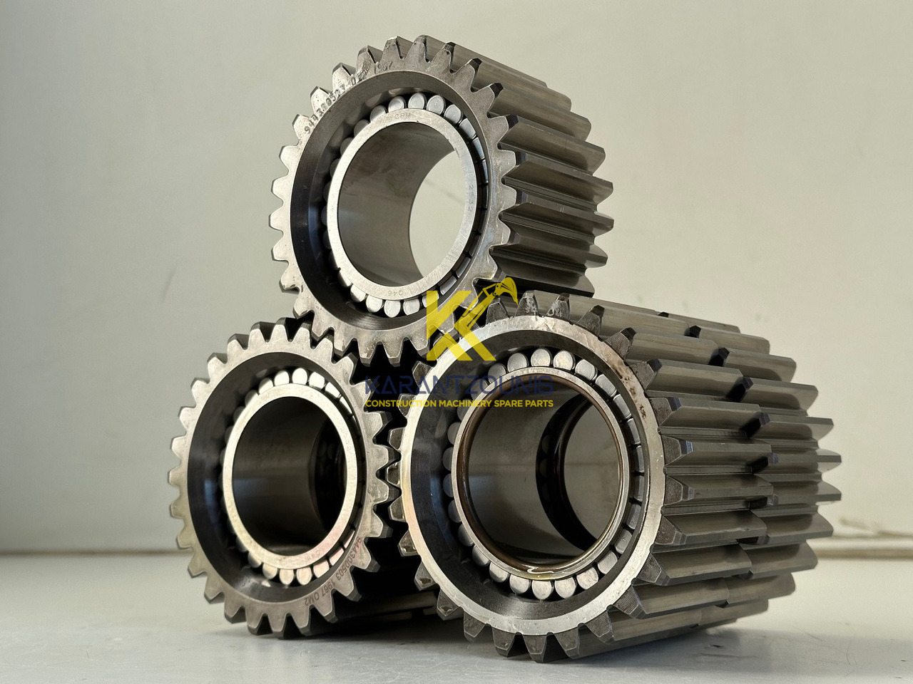 Liebherr Planetenrad ID-Nr.9443004 - ID-Nr.944300403. FAT400-FAT400/018-FAT400P018-FAT400P063-FAT400P073-FAT400P092. R934 IND,R906,R914,R916,R922,R924,R932,R934,R936,R942,R944. #944300503.18.12# - Bočni reduktor za Bager goseničar: slika 2 Liebherr Planetenrad ID-Nr.9443004 - ID-Nr.944300403. FAT400-FAT400/018-FAT400P018-FAT400P063-FAT400P073-FAT400P092. R934 IND,R906,R914,R916,R922,R924,R932,R934,R936,R942,R944. #944300503.18.12# - Bočni reduktor za Bager goseničar: slika 2