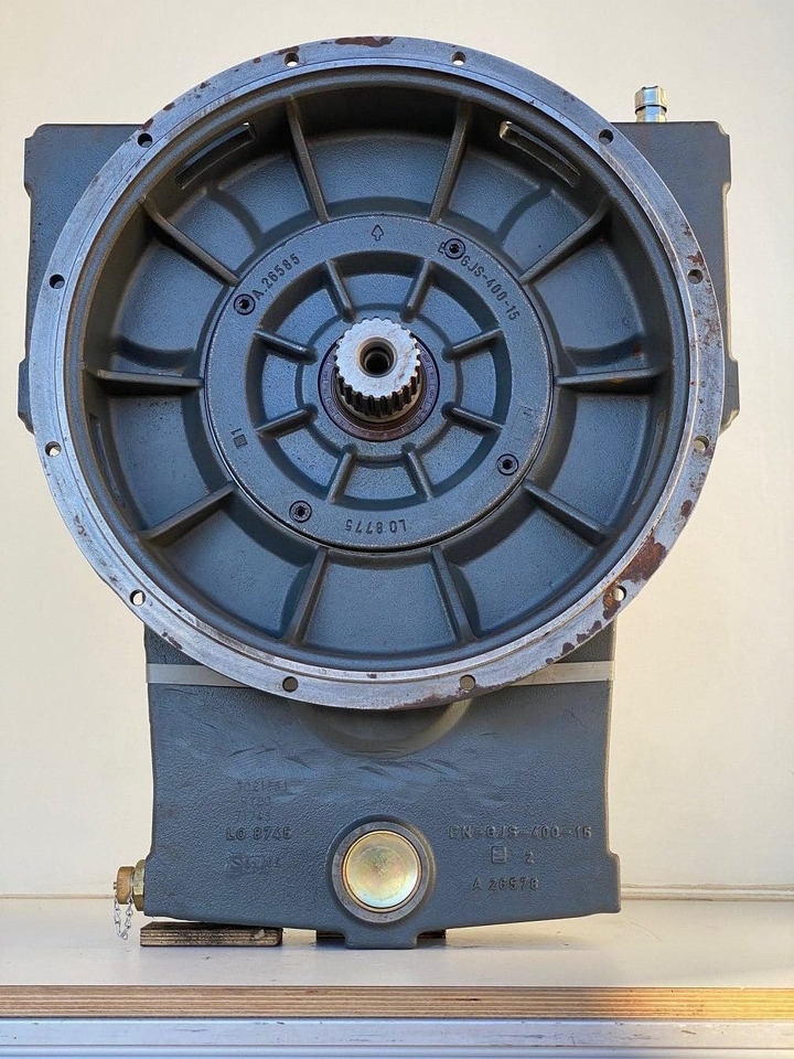 Liebherr Pumpenverteilergetriebe Typ:PVG351 C 385, ID-Nr.9078761. LTC 1055-00, LTC 1055-01, LTC 1055-02, LTC 1055-3-1. - Transmission za Avtodvigalo: slika 4 Liebherr Pumpenverteilergetriebe Typ:PVG351 C 385, ID-Nr.9078761. LTC 1055-00, LTC 1055-01, LTC 1055-02, LTC 1055-3-1. - Transmission za Avtodvigalo: slika 4