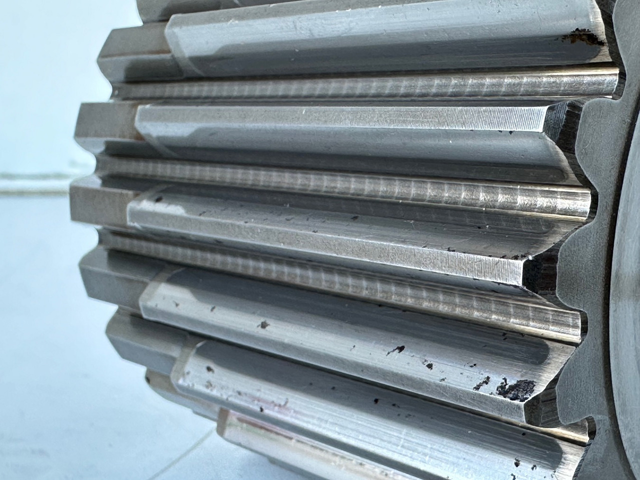 Bočni reduktor za Bager goseničar Liebherr Sonnenrad ID-Nr.90016258. FAT400P112,FAT400P130,FAT400P139,LOS1936,LOS926,R926,R928,R930,R934,R936,R938,R940,R944,R946,R950T. #90016258.06.08.02#: slika 8