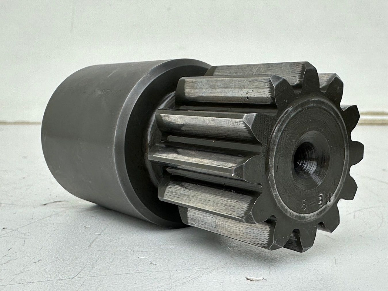 Liebherr Sonnenrad ID-Nr.90208705. SAT300/282. LH40 C LH40 CP, LH40 M, LH40MP, LH50 CHR, LH50 CHRP, LH50 M, LH50 MHR, LH50 MHRP, LH50MT. #SO.1349# - Nihajni motor za Gradbeni stroj: slika 3 Liebherr Sonnenrad ID-Nr.90208705. SAT300/282. LH40 C LH40 CP, LH40 M, LH40MP, LH50 CHR, LH50 CHRP, LH50 M, LH50 MHR, LH50 MHRP, LH50MT. #SO.1349# - Nihajni motor za Gradbeni stroj: slika 3