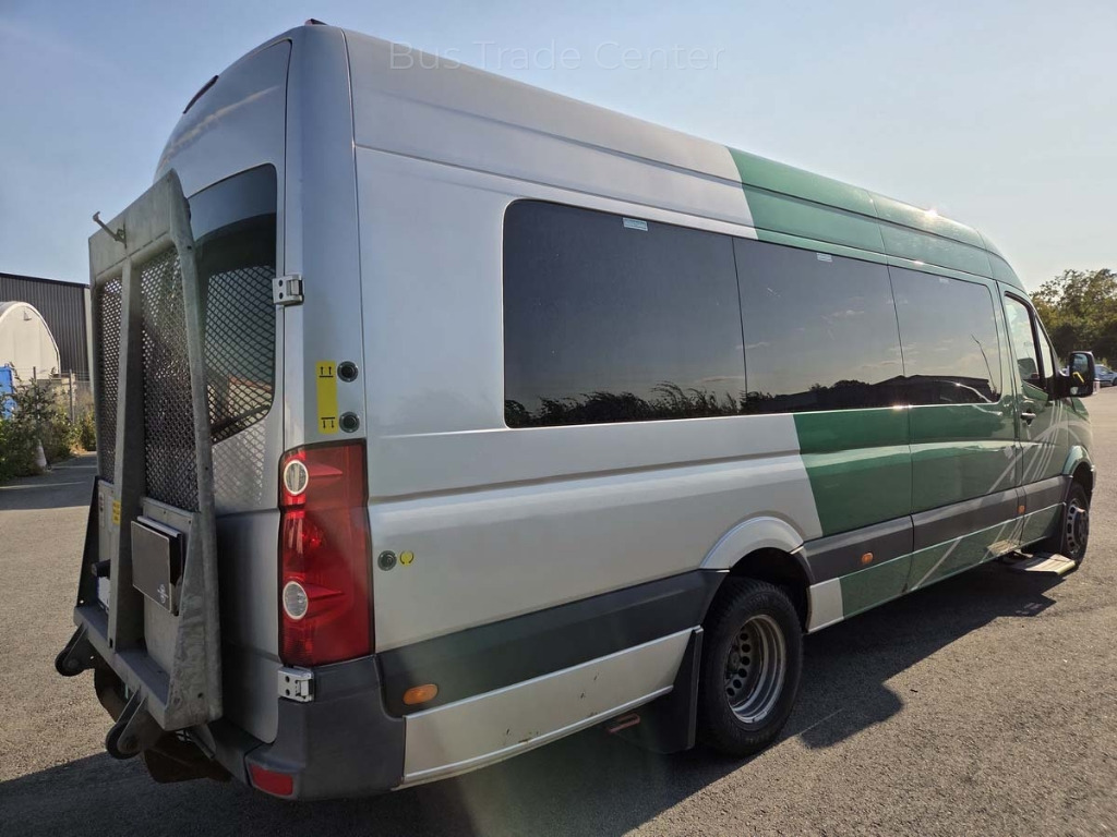 VOLKSWAGEN Crafter 50 LR // 2 units with lift - Minibus, Potniški kombi: slika 5 VOLKSWAGEN Crafter 50 LR // 2 units with lift - Minibus, Potniški kombi: slika 5