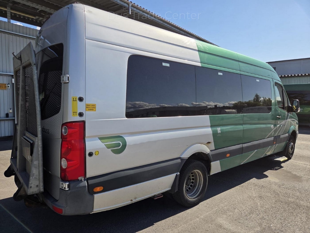 VOLKSWAGEN Crafter 50 LR // 3 units with lift - Minibus, Potniški kombi: slika 2 VOLKSWAGEN Crafter 50 LR // 3 units with lift - Minibus, Potniški kombi: slika 2
