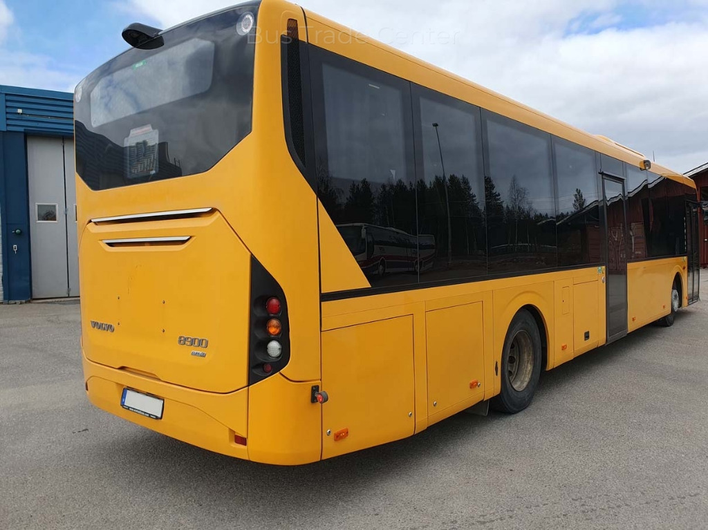 VOLVO 8900 B8RLE - Primestni avtobus: slika 2 VOLVO 8900 B8RLE - Primestni avtobus: slika 2
