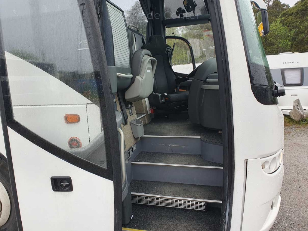 VOLVO 9500H B8R - Potovalni avtobus: slika 5 VOLVO 9500H B8R - Potovalni avtobus: slika 5