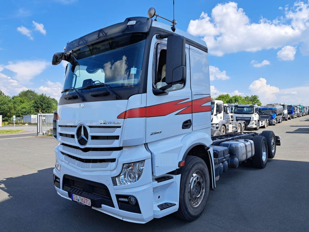 Mercedes Benz 2553 Actros 6x2 (Nr. 5804) - Tovornjak-šasija: slika 2 Mercedes Benz 2553 Actros 6x2 (Nr. 5804) - Tovornjak-šasija: slika 2