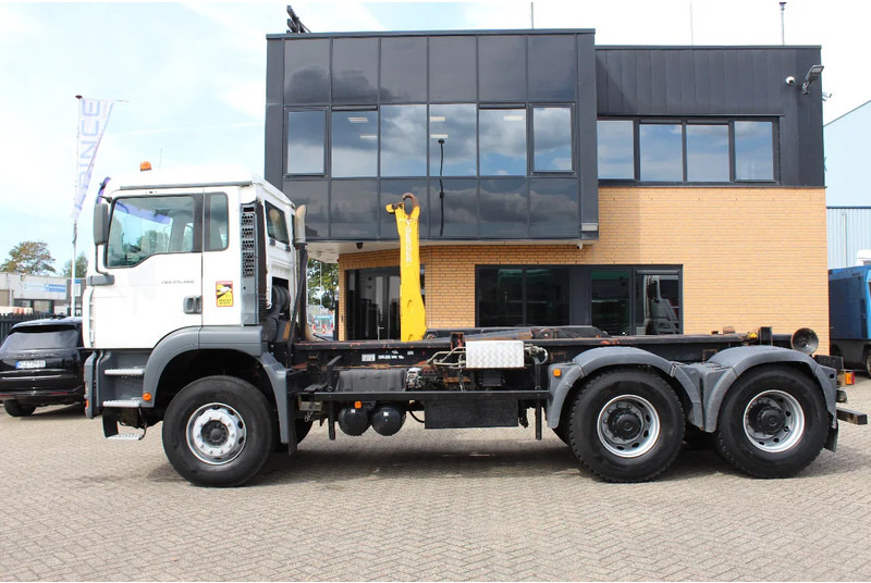 MAN TGA 26.360 * 6X4 * EURO 3 * - Tovornjak - kabelski sistem: slika 2 MAN TGA 26.360 * 6X4 * EURO 3 * - Tovornjak - kabelski sistem: slika 2