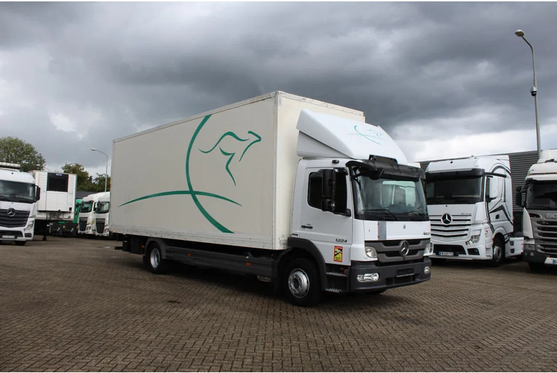 Tovornjak zabojnik Mercedes-Benz Atego 1224 * EURO5 * MANUAL * 1 BED *: slika 9