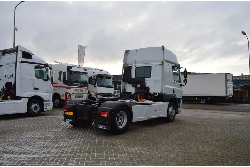 DAF CF 440 * EURO6 * 4X2 * NL TRUCK * - Vlačilec: slika 4 DAF CF 440 * EURO6 * 4X2 * NL TRUCK * - Vlačilec: slika 4