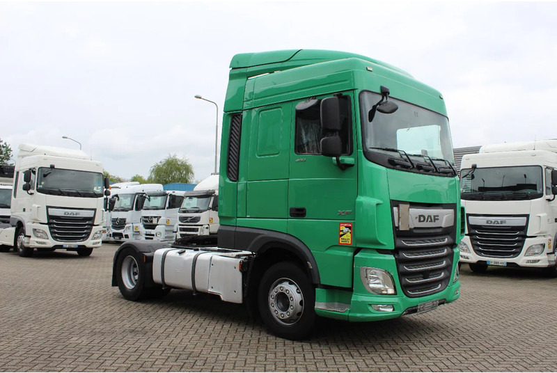 DAF XF 106.480 * EURO6 * 2 TANK * - Vlačilec: slika 4 DAF XF 106.480 * EURO6 * 2 TANK * - Vlačilec: slika 4