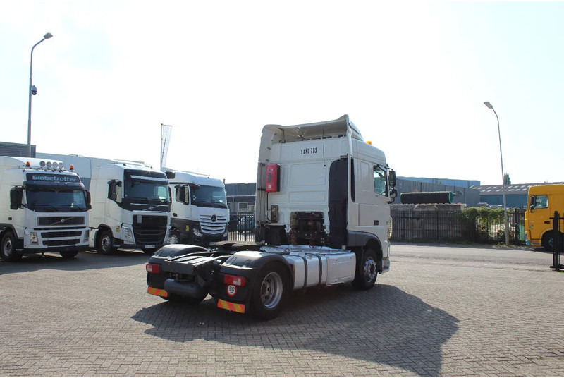 DAF XF 460 * EURO6 * 4X2 * 2 BIG TANK * - Vlačilec: slika 4 DAF XF 460 * EURO6 * 4X2 * 2 BIG TANK * - Vlačilec: slika 4